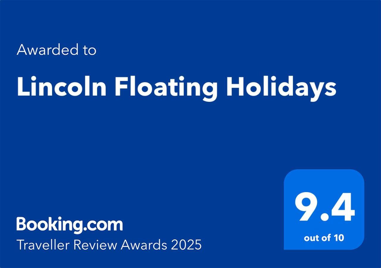 Lincoln Floating Holidays Ngoại thất bức ảnh